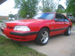 1991_Ford_Mustang_5.0_LX_003.jpg